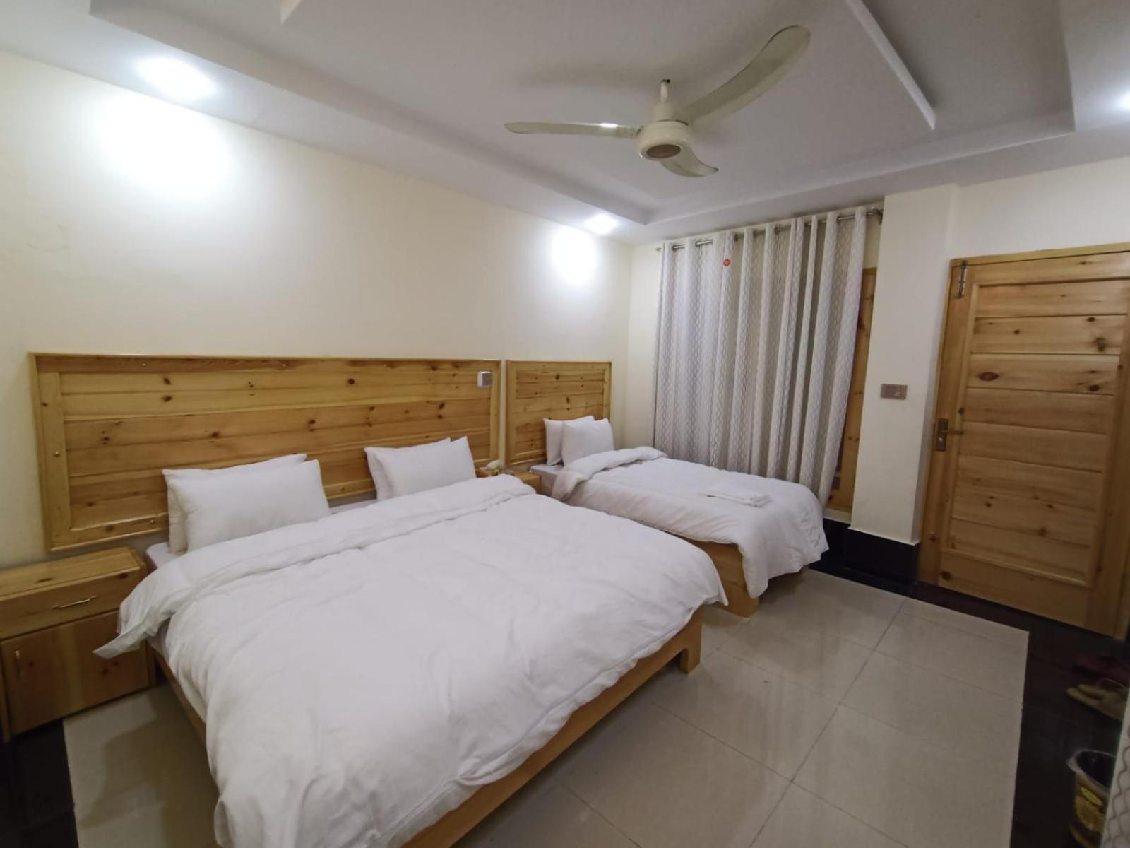 F R Darya E Swat Hotel Saidu Sharif Buitenkant foto