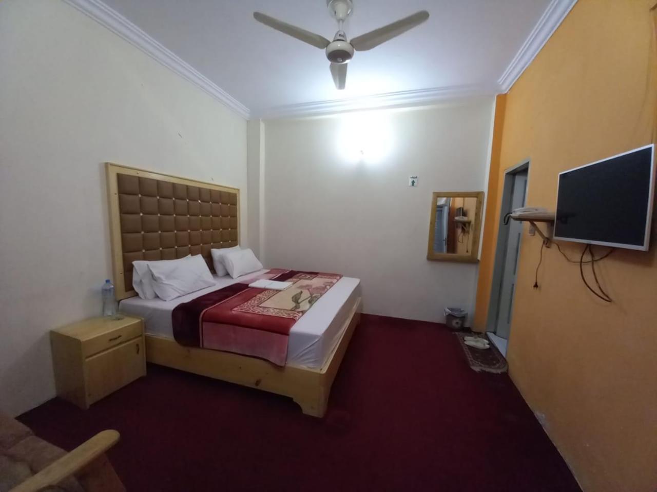 F R Darya E Swat Hotel Saidu Sharif Buitenkant foto